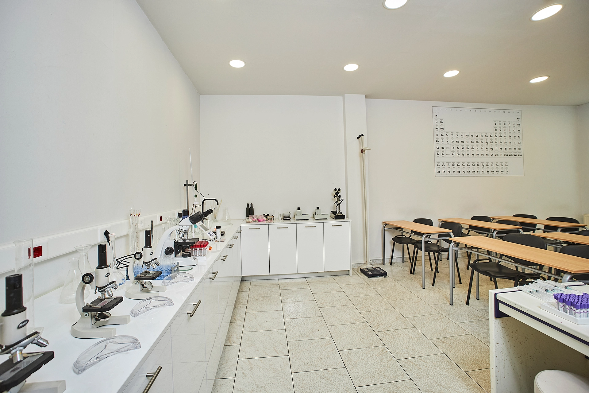 iekalfa - Τεχνικός Φαρμάκων, Καλλυντικών και Παρεμφερών Προϊόντων - Τομέας Φαρμάκων