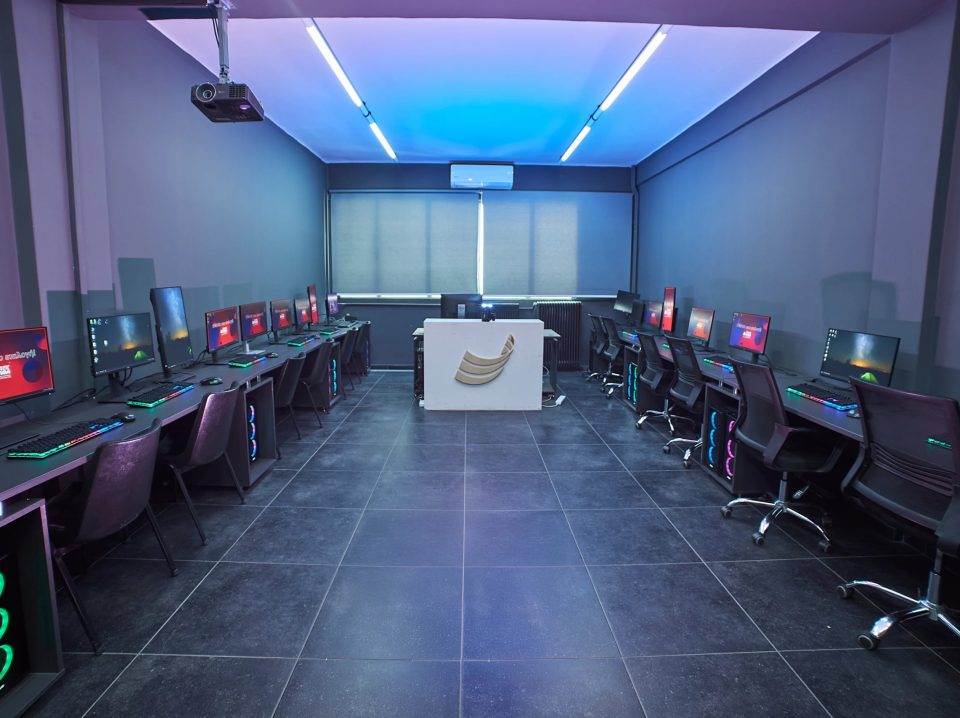 saekalfa - υπολογιστές - αίθουσα υπολογιστών